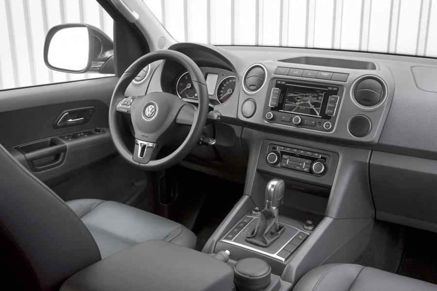  Volkswagen Amarok 2012 года  (фото 13 из 119)